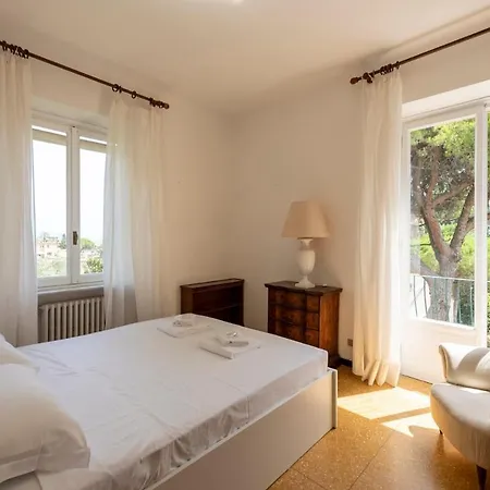 Apartment San Michele Di Pagana, With Parking, 5 Min From The Rapallo