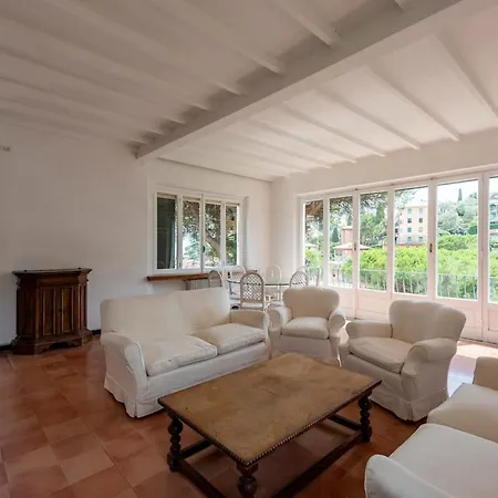Apartment San Michele Di Pagana, With Parking, 5 Min From The Rapallo