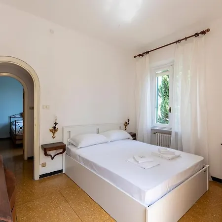 San Michele Di Pagana, With Parking, 5 Min From The Apartment Rapallo